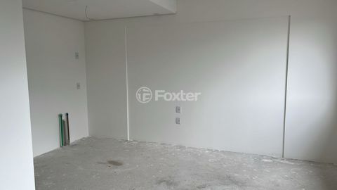 Image 4 - 891925