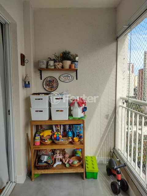 Image 5 - 891931