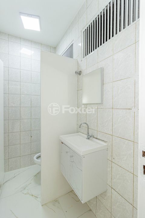 Image 7 - 891932
