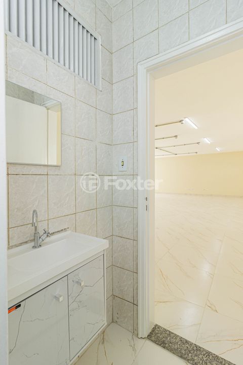 Image 6 - 891932