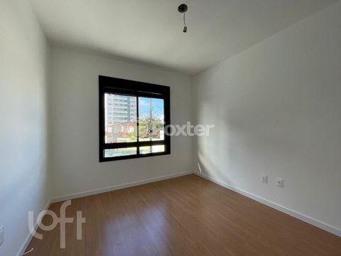 Image 7 - 891956
