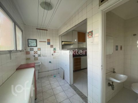 Image 6 - 891963