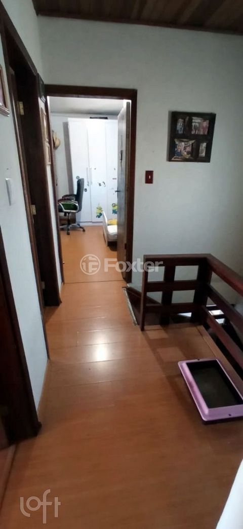 Image 9 - 892035