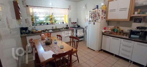 Image 7 - 892035