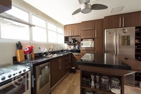Image 9 - 892042