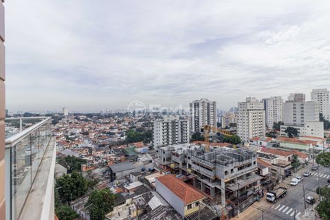 Image 4 - 892061