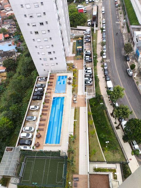 Image 11 - 892090