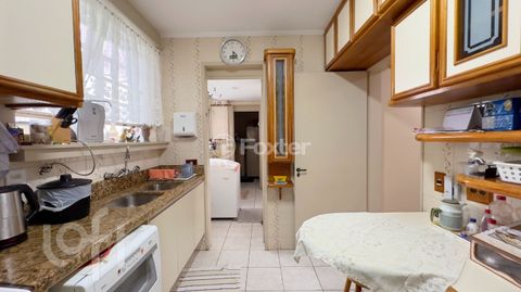 Image 10 - 892131