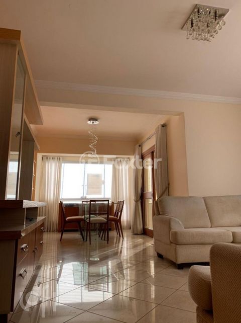 Image 0 - 892143