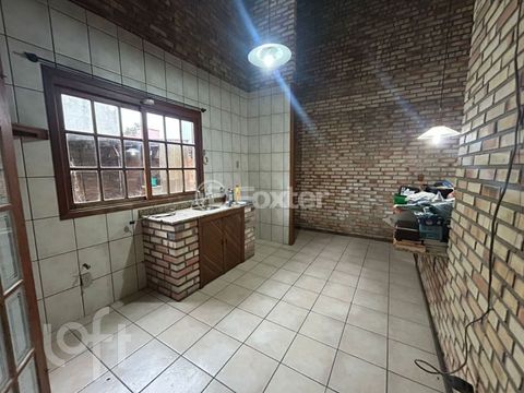 Image 4 - 892158