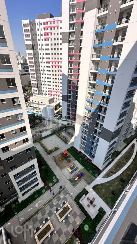 Image 10 - 892228