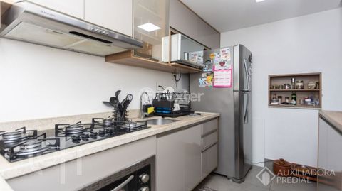 Image 7 - 892246