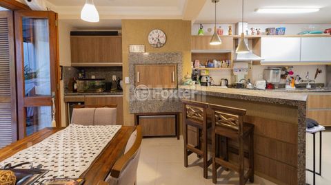 Image 8 - 892248