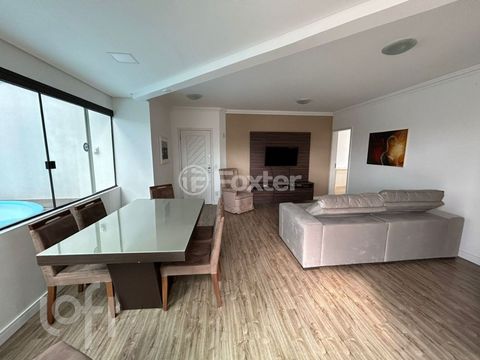 Image 7 - 892305