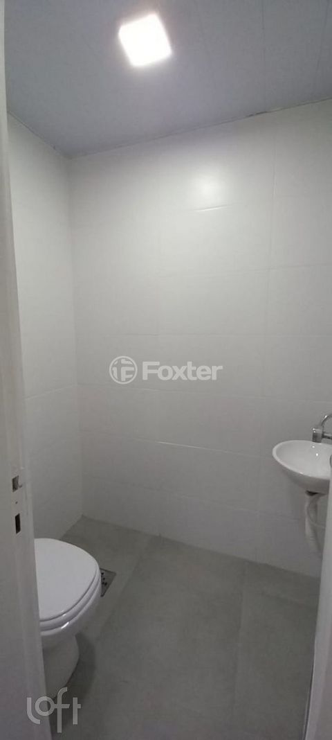 Image 9 - 892309