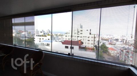 Image 7 - 892310
