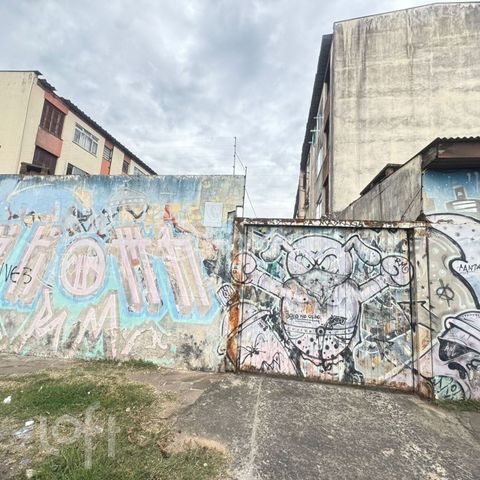 Image 16 - 892318