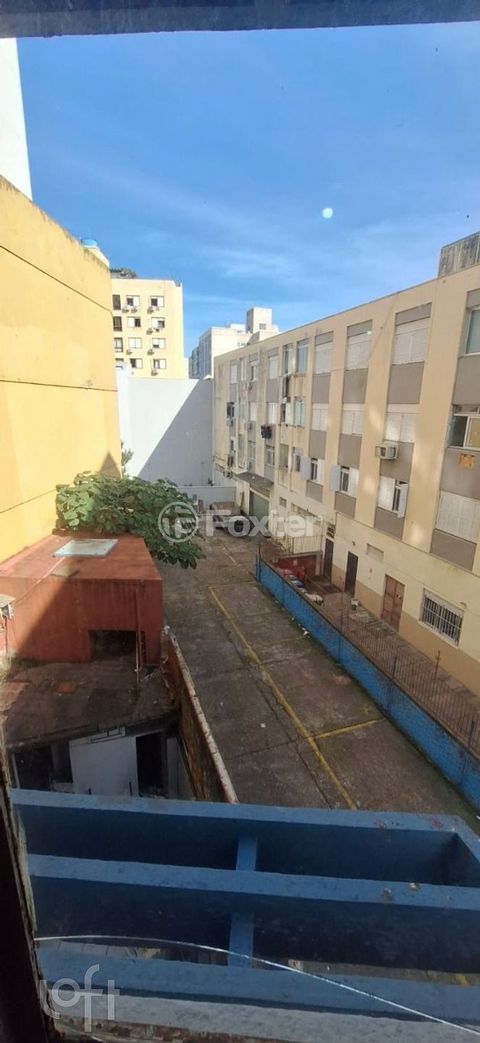 Image 7 - 892320