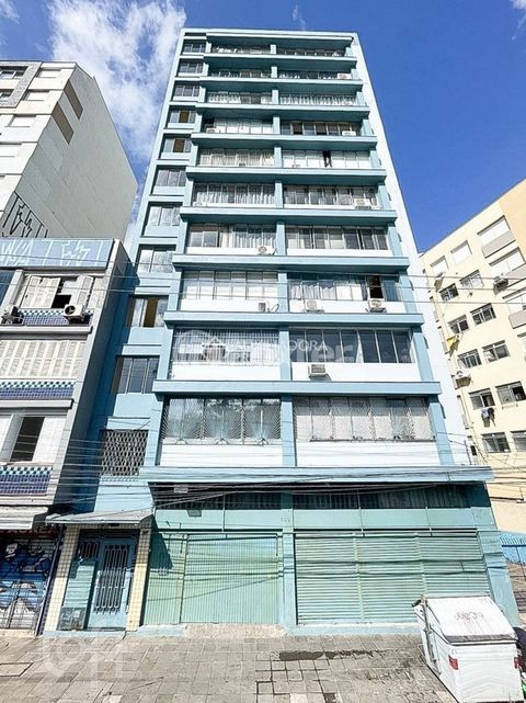Image 8 - 892320