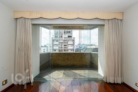 Image 7 - 892376