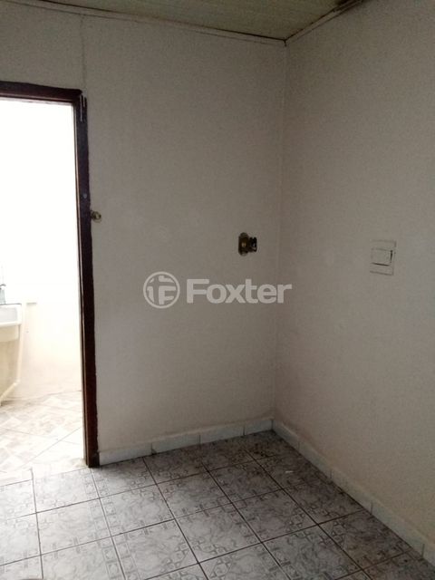 Image 6 - 892381