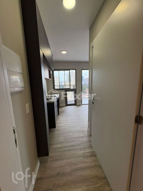 Image 3 - 892389
