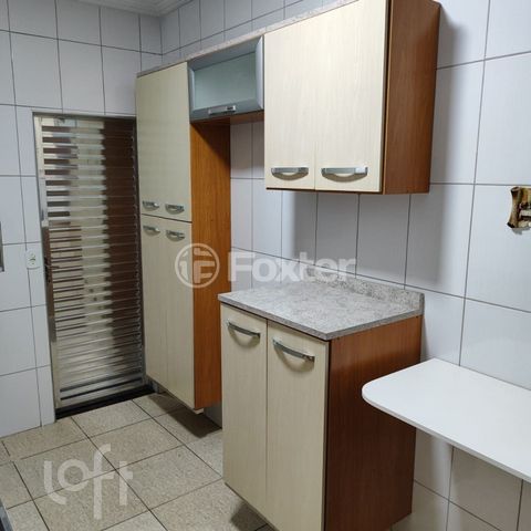 Image 2 - 892403