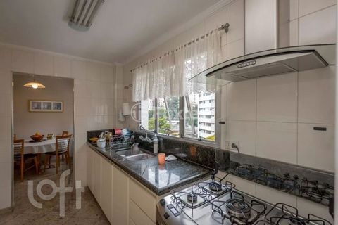 Image 6 - 892404