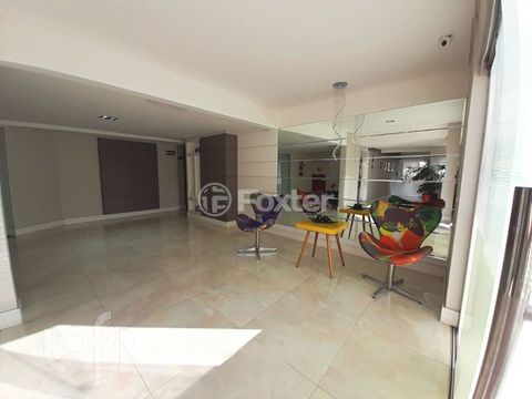 Image 7 - 892407