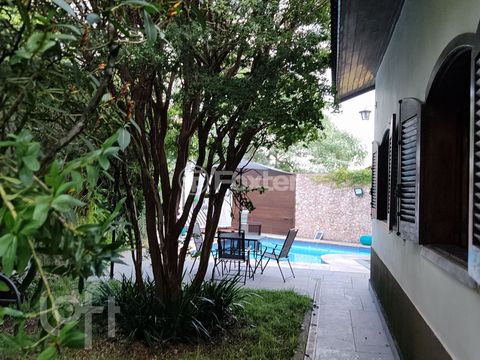 Image 9 - 892419
