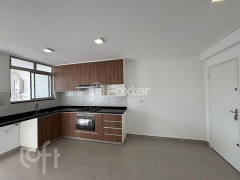 Image 9 - 892428