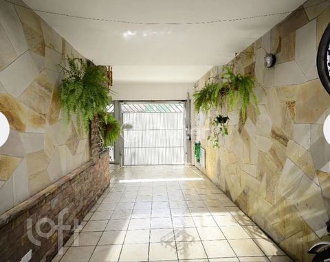 Image 17 - 892442