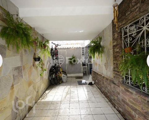 Image 16 - 892442