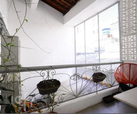 Image 7 - 892442