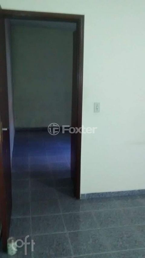 Image 9 - 892527