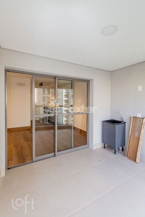 Image 7 - 892528