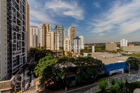 Image 8 - 892528