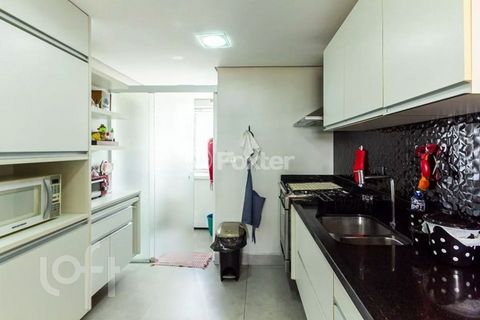 Image 9 - 892532