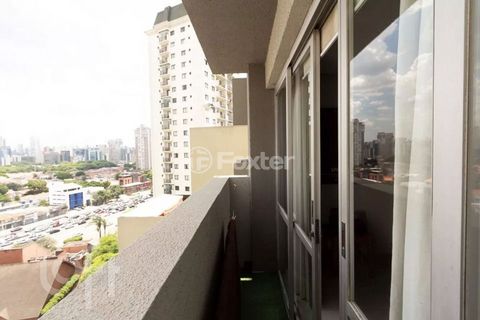 Image 19 - 892532