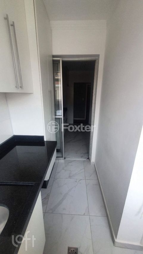 Image 7 - 892537