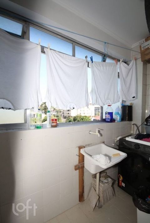 Image 7 - 892558