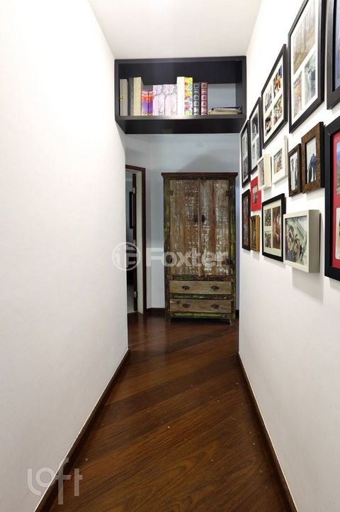 Image 7 - 892559
