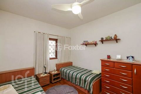 Image 19 - 892561