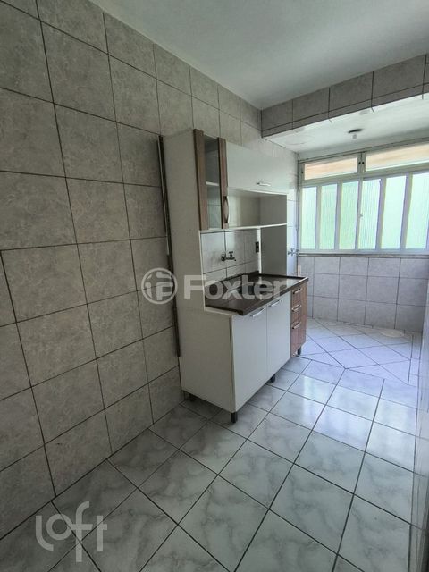 Image 3 - 892562