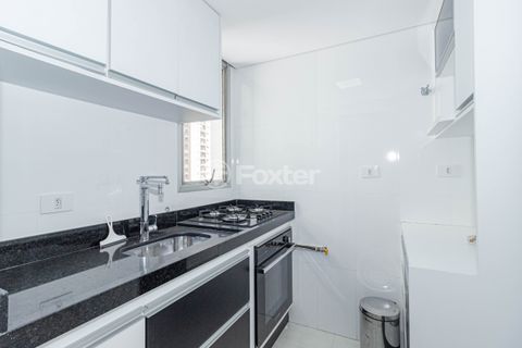 Image 7 - 892574