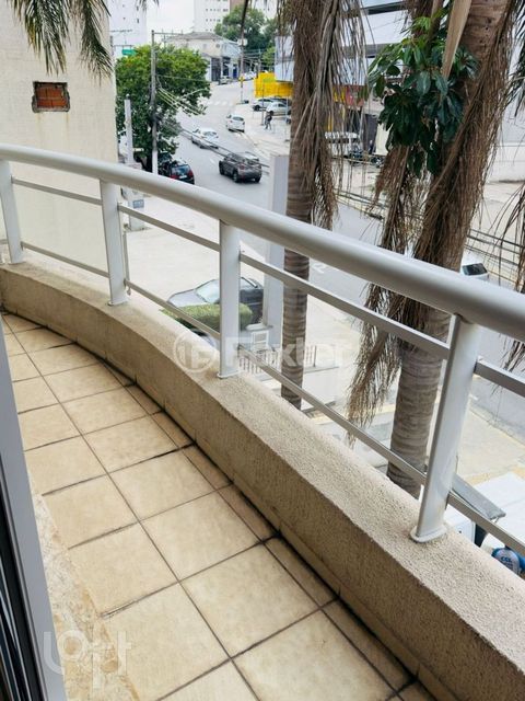 Image 3 - 892578