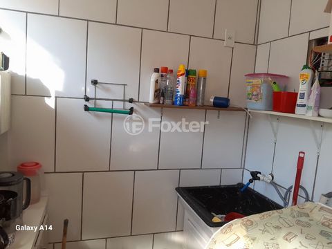 Image 7 - 892600