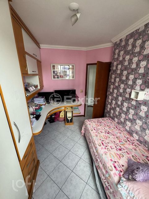 Image 6 - 892613