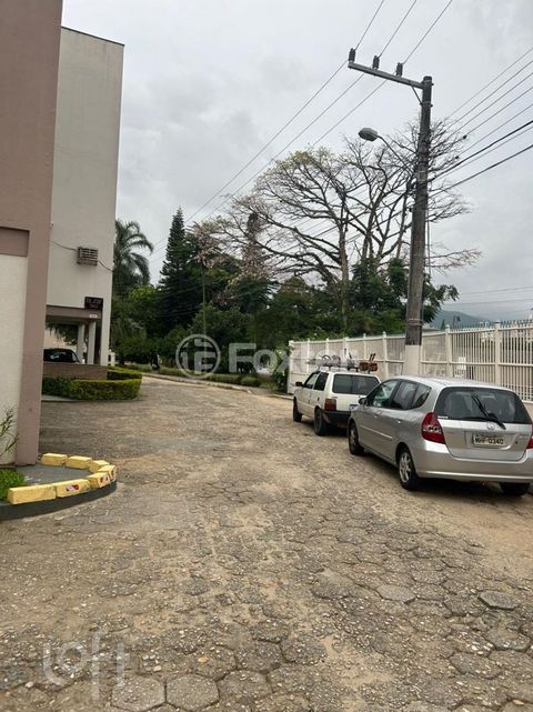 Image 17 - 892614