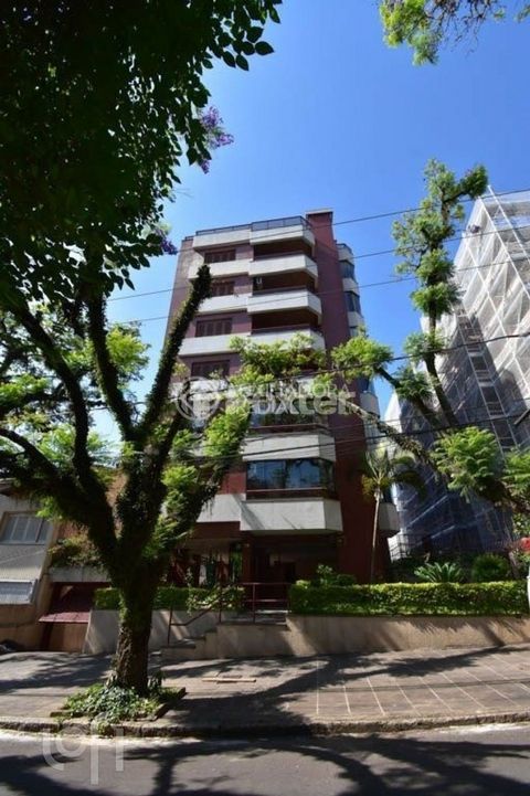 Image 10 - 892617
